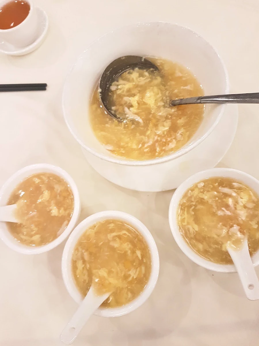 fish maw with crab meat soup 蟹肉鱼肚羹